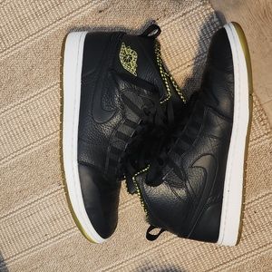 Air Jordan Retro 1 94 Venom Green